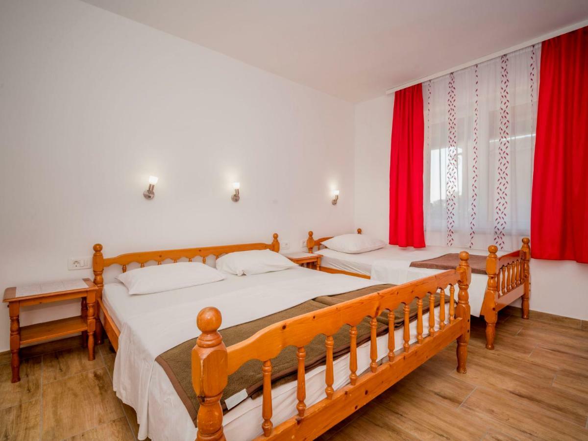 Apartment Hilde Red-8 By Interhome Медулин Экстерьер фото